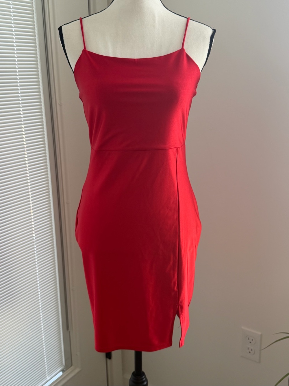 Slim Red Spaghetti-Strap Mini Dress